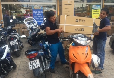 Nắng nóng kéo dài, thị trường máy lạnh tăng đột biến tại TPHCM